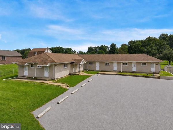 420 LONDON DRIVE, Unit 4, COATESVILLE, PA 19320