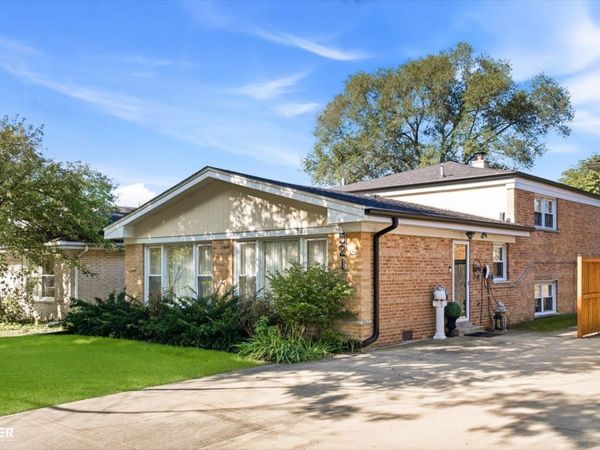 521 Lavergne Avenue , Wilmette, IL 60091