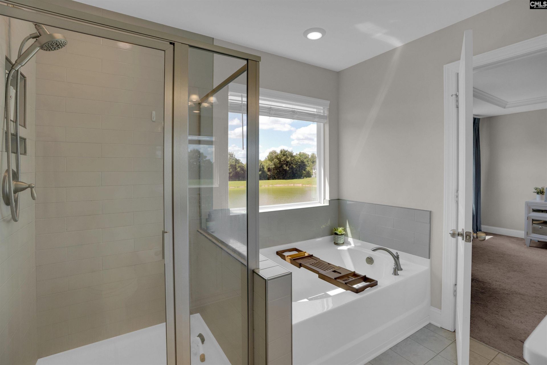 335 Stillington Street  Photo 20