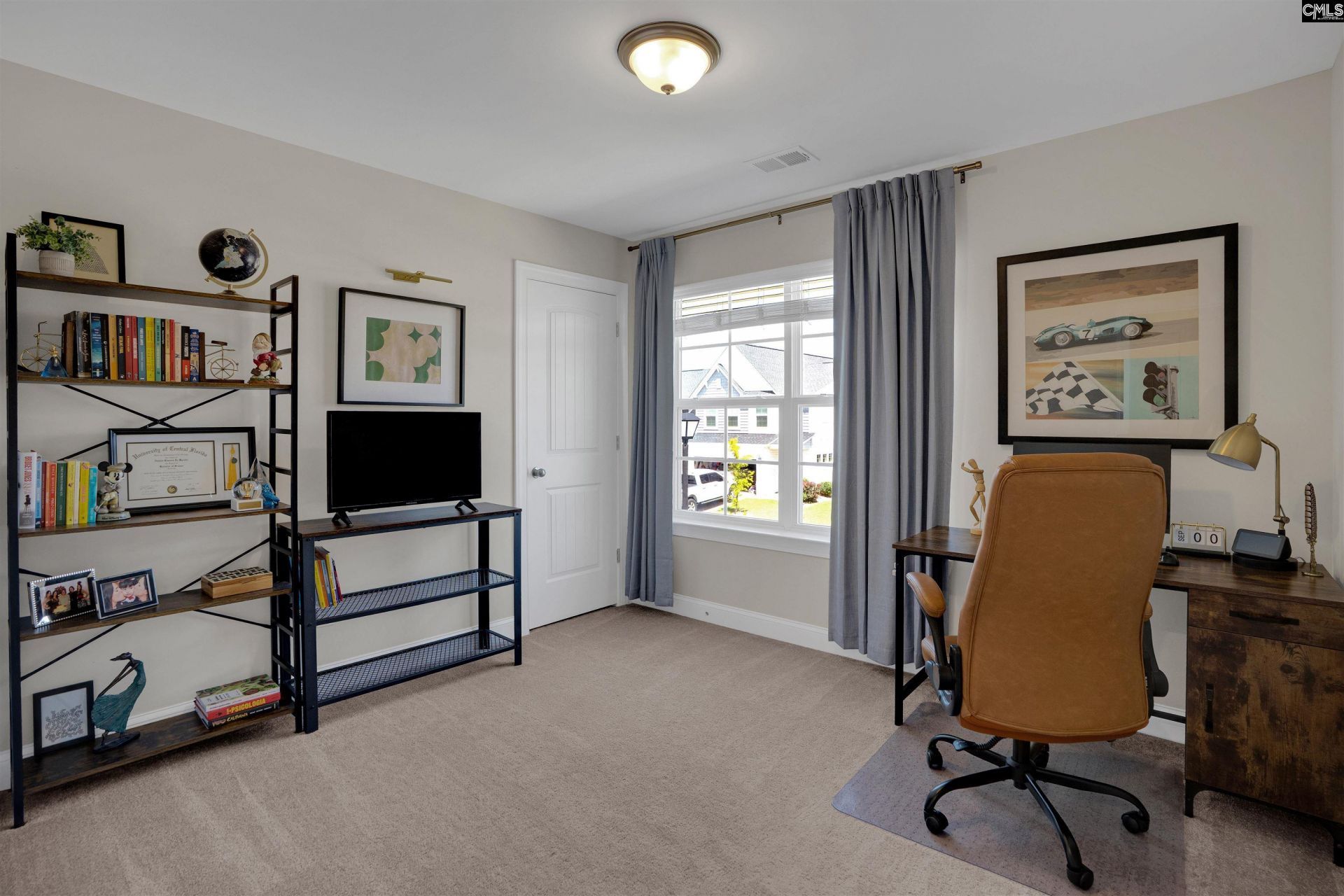 335 Stillington Street  Photo 22