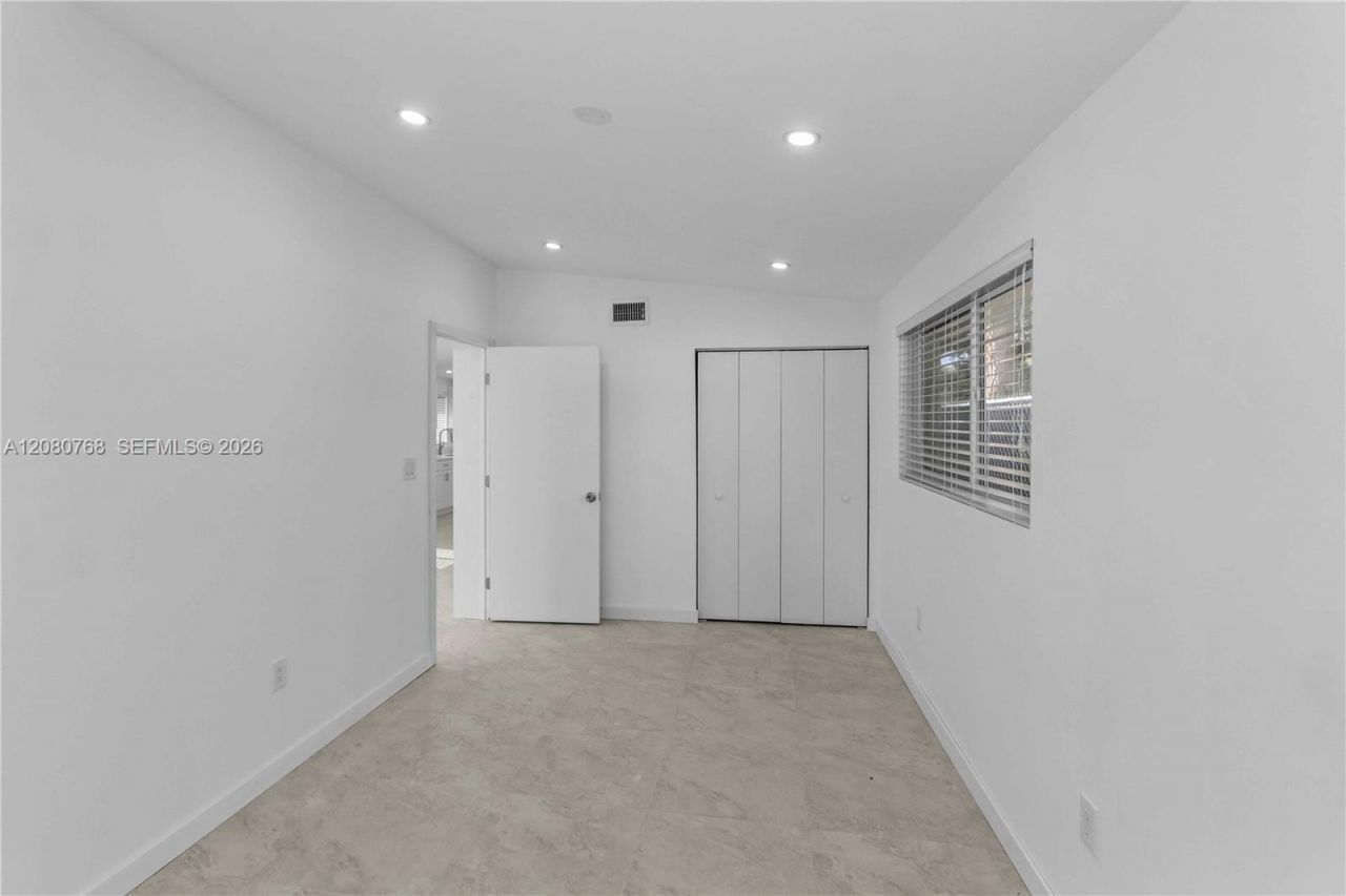 2144 NW 89th Ter , Miami, FL 33147 Photo