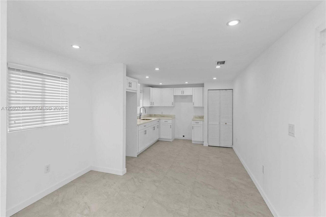 2144 NW 89th Ter , Miami, FL 33147 Photo