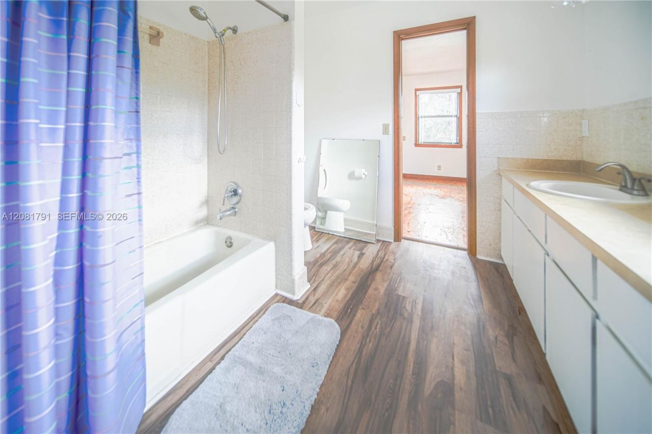 576 Marshall Rd , West Palm Beach, FL 33413 Photo