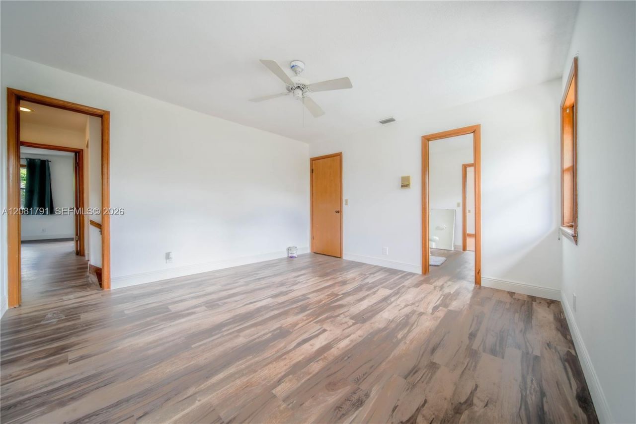 576 Marshall Rd , West Palm Beach, FL 33413 Photo