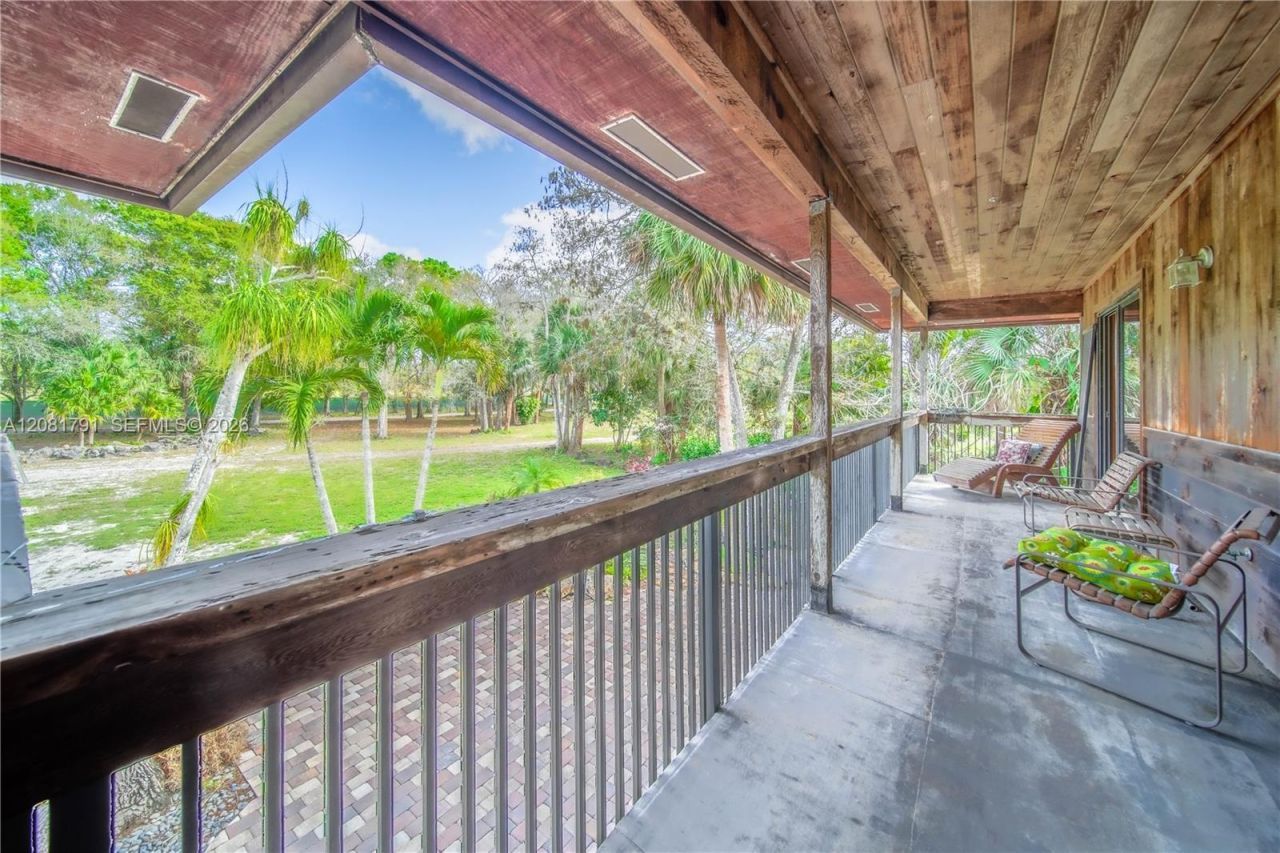 576 Marshall Rd , West Palm Beach, FL 33413 Photo
