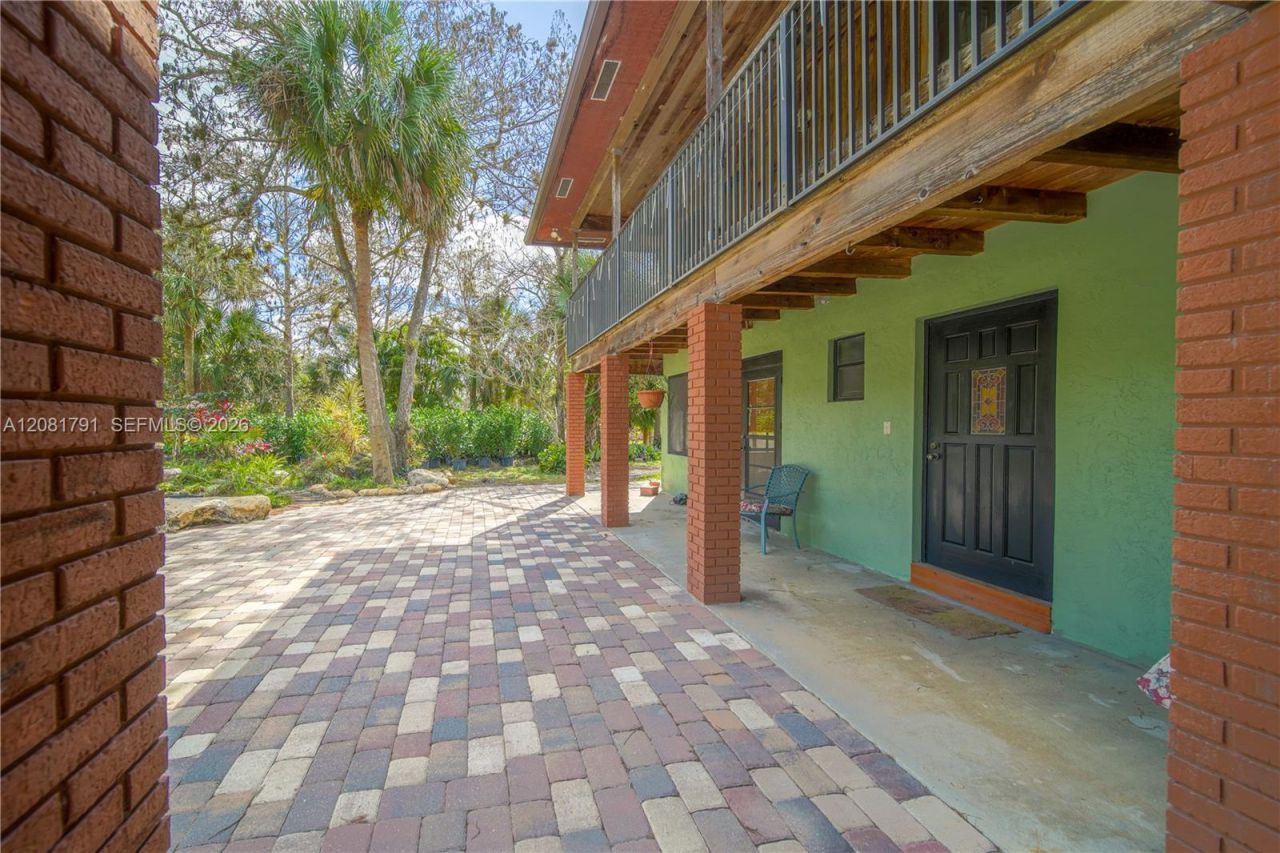 576 Marshall Rd , West Palm Beach, FL 33413 Photo