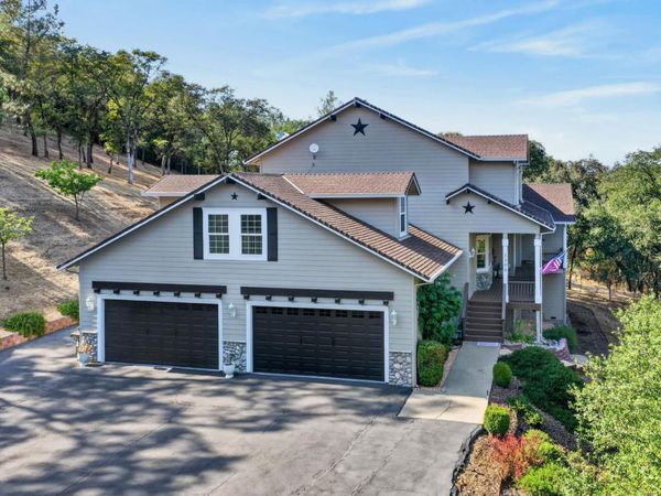 1300 Large Oak Dr, Placerville, CA 95667