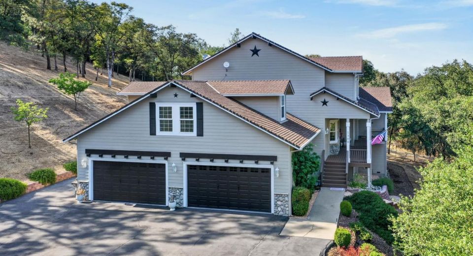 1300 Large Oak Dr, Placerville, CA 95667 Photo