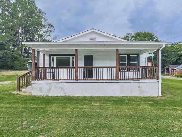 661 Atlanta Highway , Rockmart, GA 30153