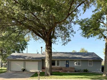 1626 Gaeth Avenue, Fremont, NE 68025