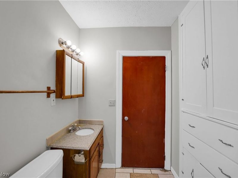 1355 West Boulevard, Unit 1, Cleveland, OH 44102 Photo 14