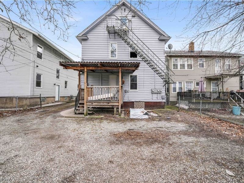 1355 West Boulevard, Unit 1, Cleveland, OH 44102 Photo 4