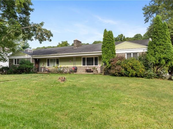 138 Woodside Drive, Newark, NY 14513