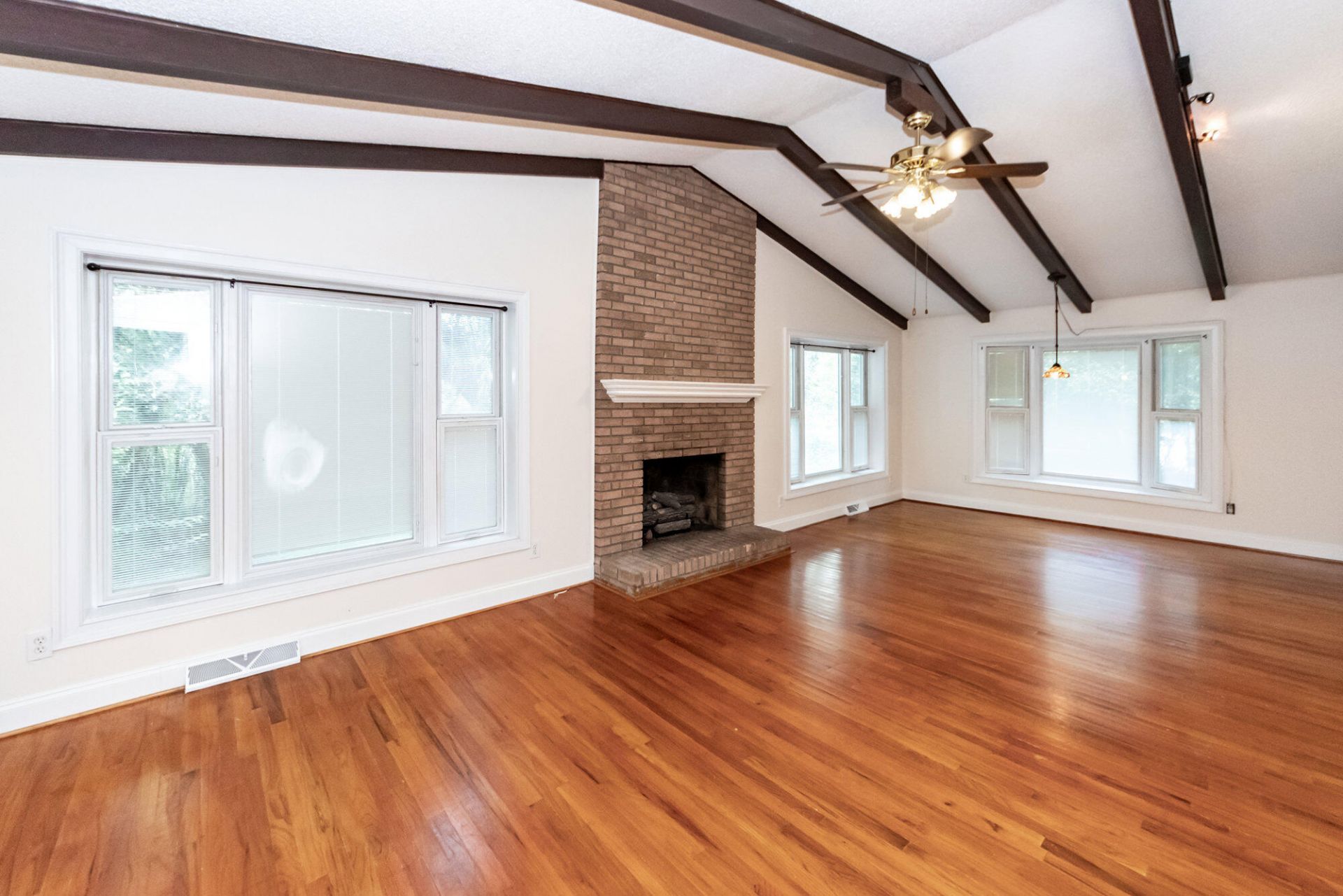 5813 E Lakeside Drive Photo 29