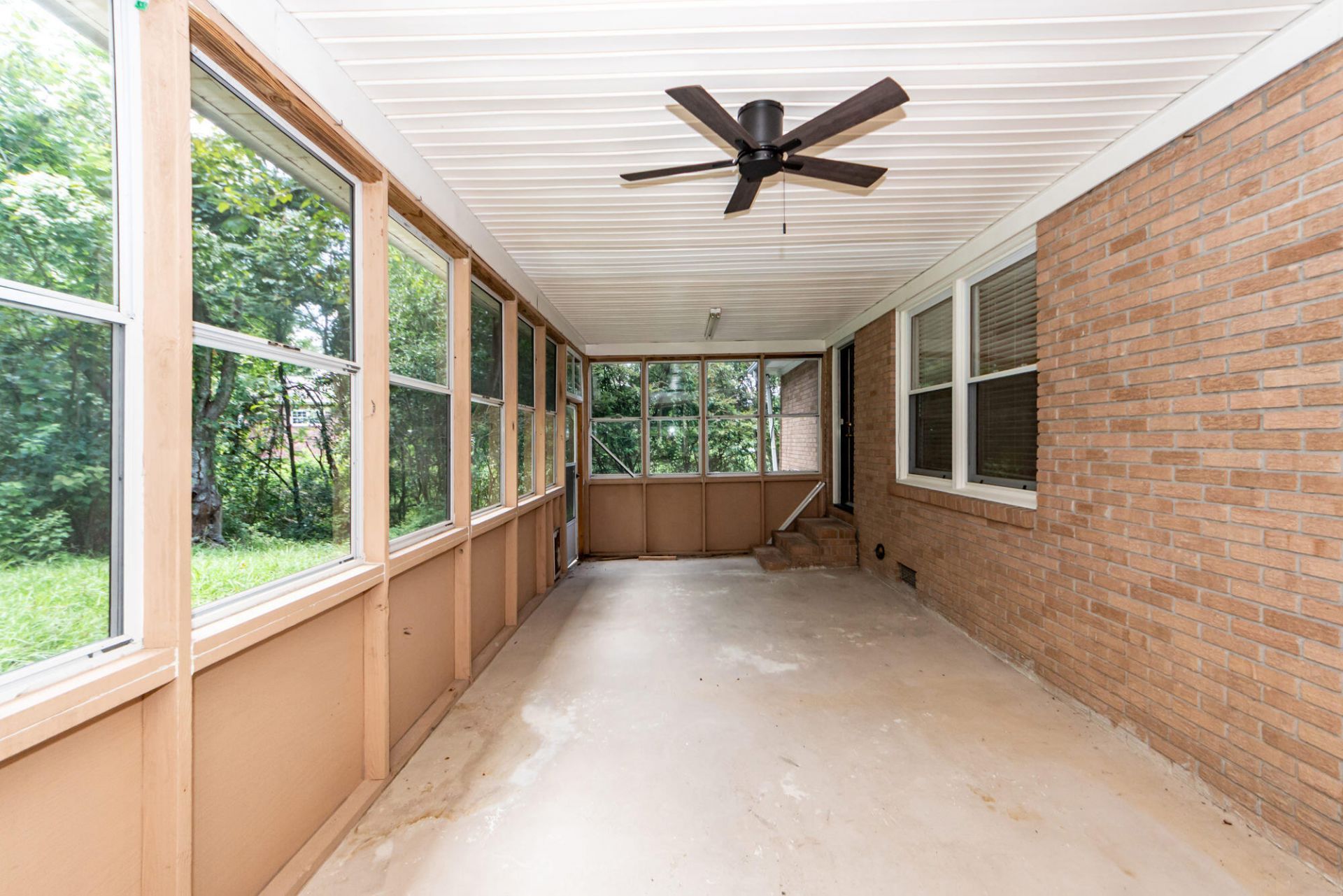 5813 E Lakeside Drive Photo 31