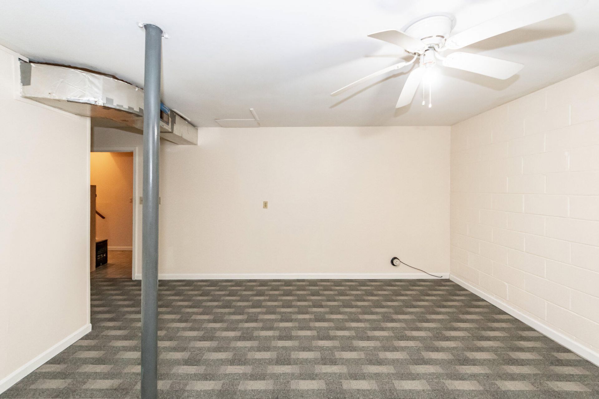 5813 E Lakeside Drive Photo 32