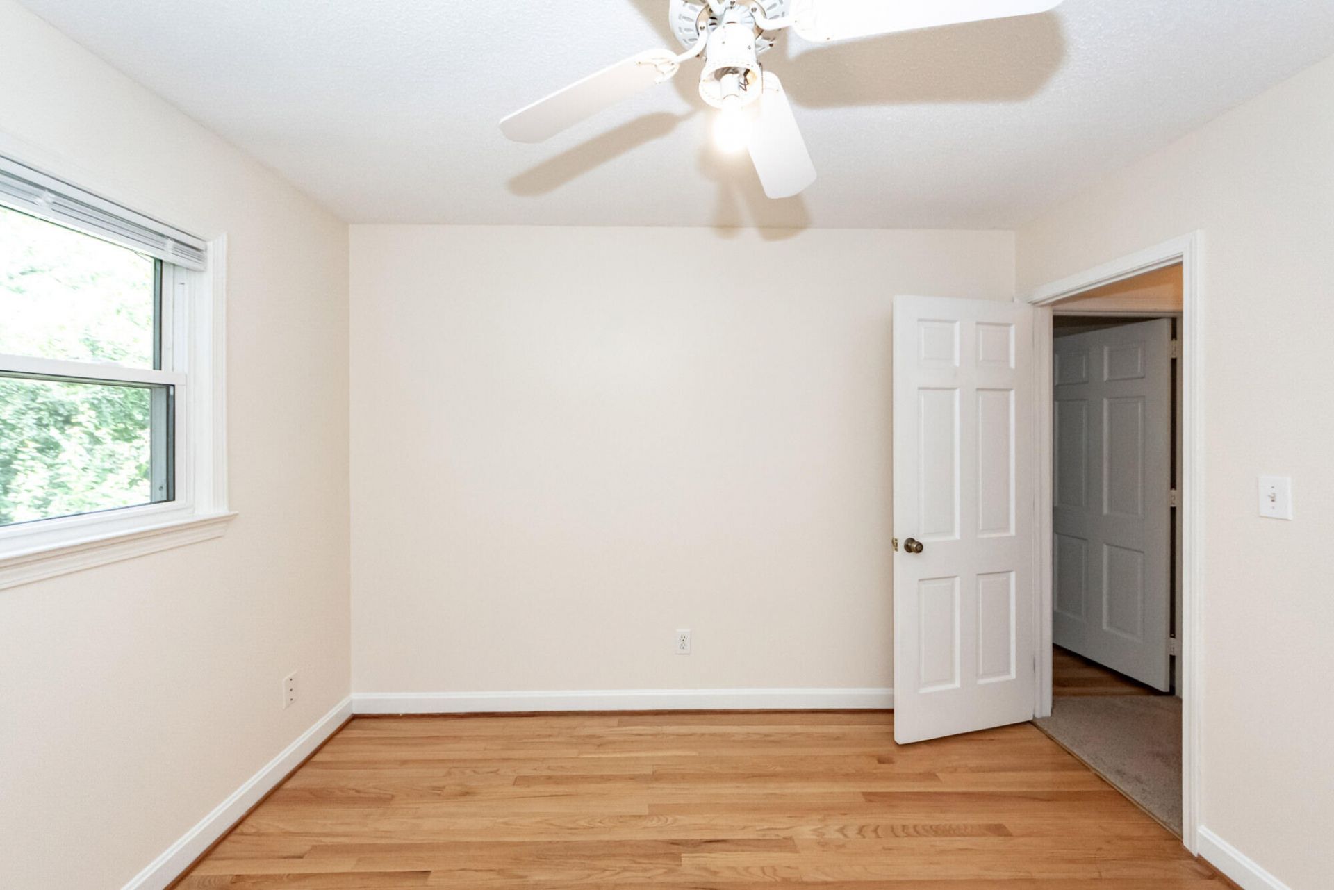 5813 E Lakeside Drive Photo 35