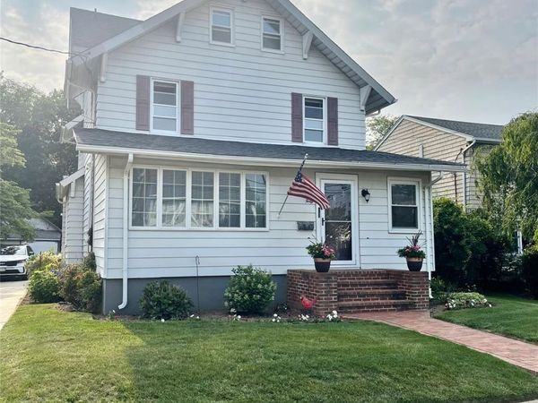 Rockville Centre, NY 11570
