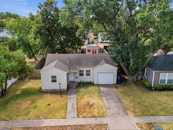 852 Lilac Drive, Garland, TX 75040