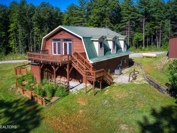 260 Indian Rock Tr, Jamestown, TN 38556