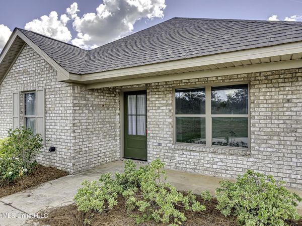 295 Anse Reed Road, Mendenhall, MS 39114
