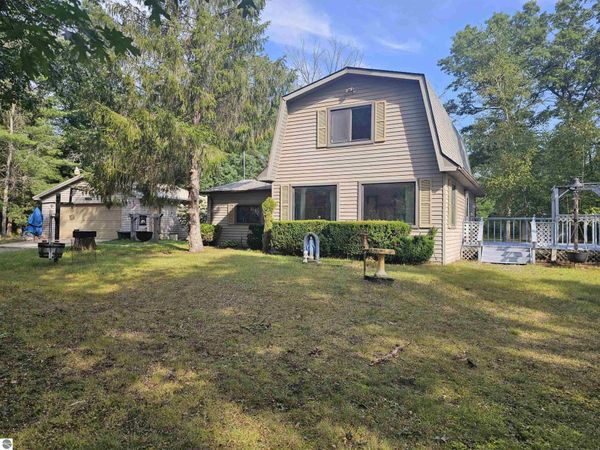 7282 Rollways Road, South Branch, MI 48761