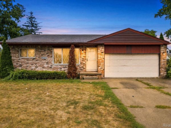24997 Joy Road, Dearborn Heights, Mi 48127
