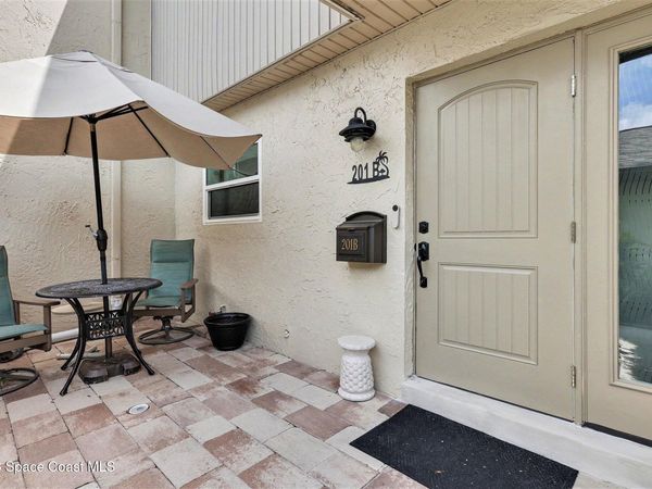 201 Sixth Avenue, Unit B, Melbourne Beach, FL 32951
