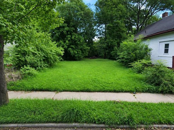 1057 Pavone Street, Benton Harbor, MI 49022