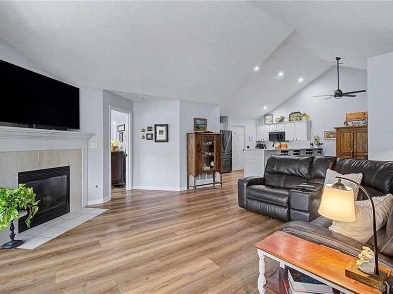 2061 Wentworth Village Drive, Bellbrook, OH 45305 Photo 12