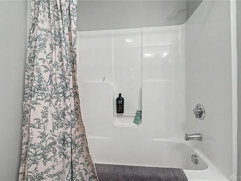 2061 Wentworth Village Drive, Bellbrook, OH 45305 Photo 36