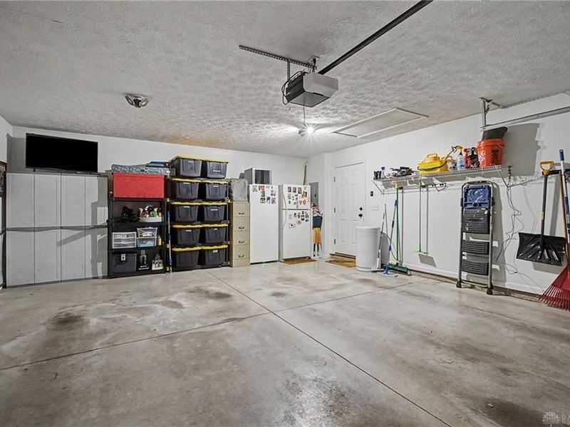 2061 Wentworth Village Drive, Bellbrook, OH 45305 Photo 41