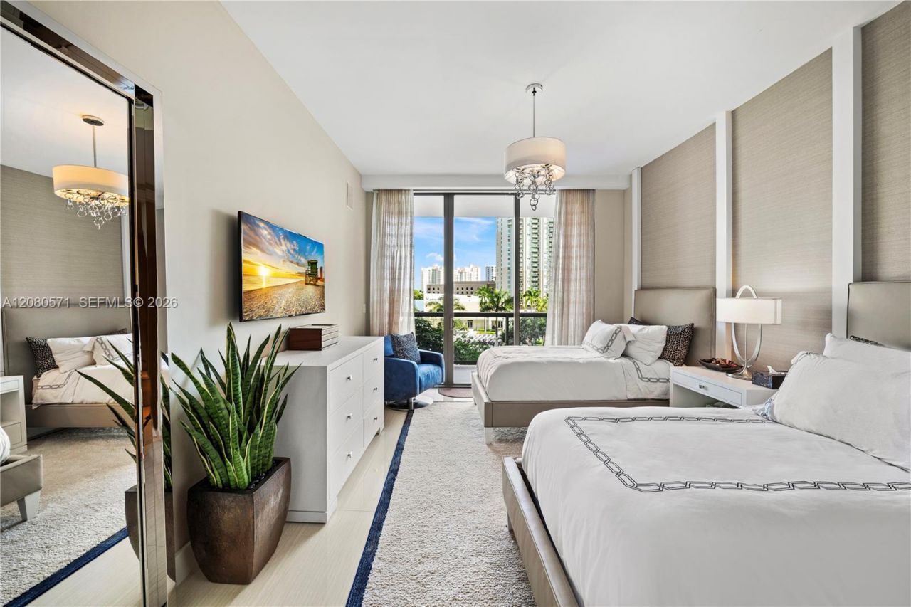 3300 NE 188th St, Unit 312, Aventura, FL 33180 Photo