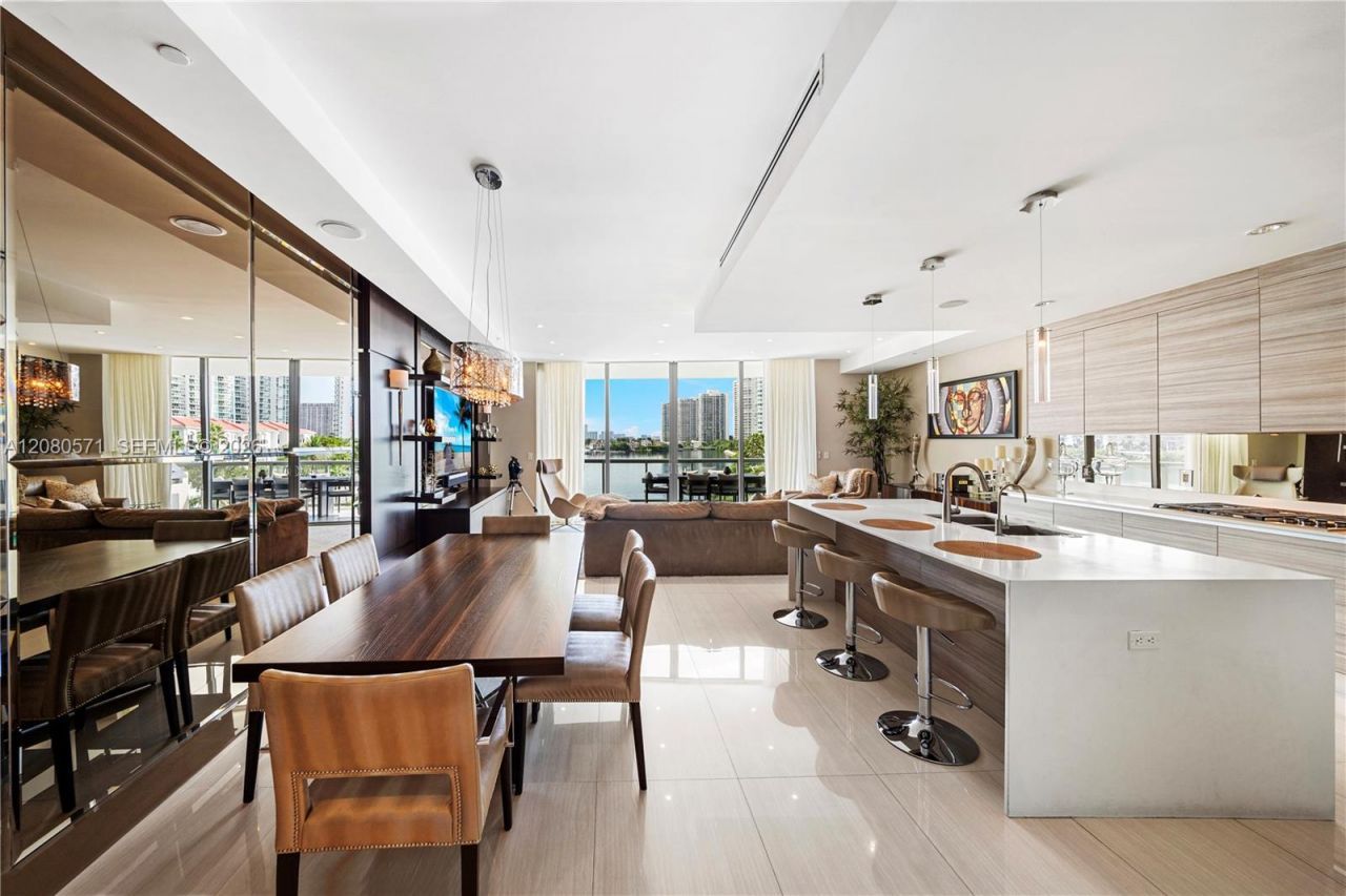 3300 NE 188th St, Unit 312, Aventura, FL 33180 Photo