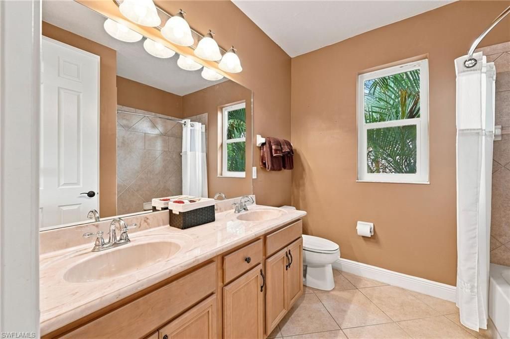 19790 Maddelena Cir, Estero, FL 33967 Photo