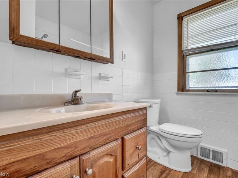 20301 Trebec Avenue, Euclid, OH 44119 Photo 15
