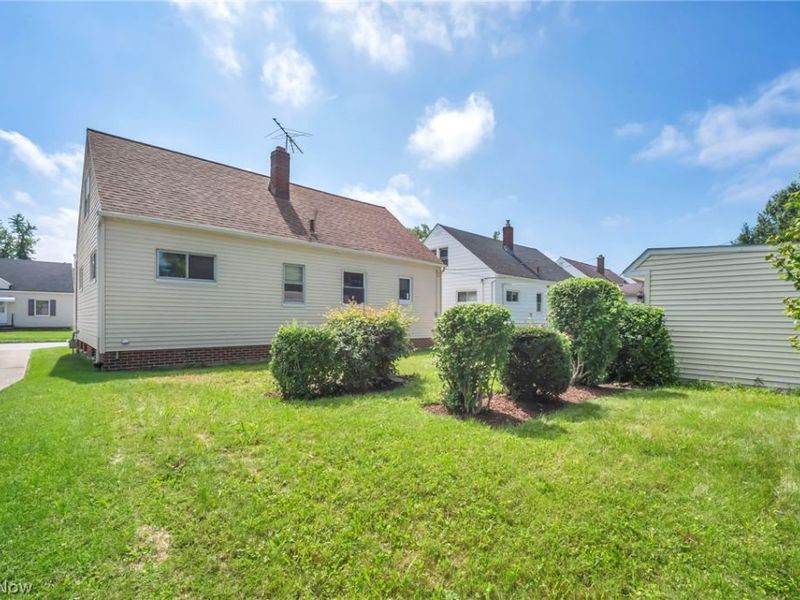 20301 Trebec Avenue, Euclid, OH 44119 Photo 29