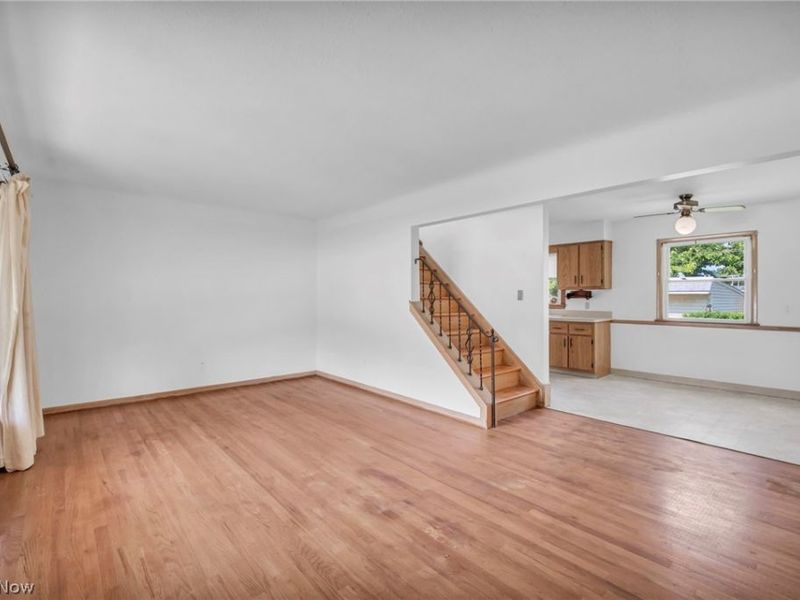 20301 Trebec Avenue, Euclid, OH 44119 Photo 4