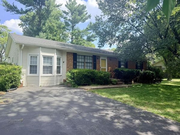 806 Shawnee Way , Bowling Green, KY 42104