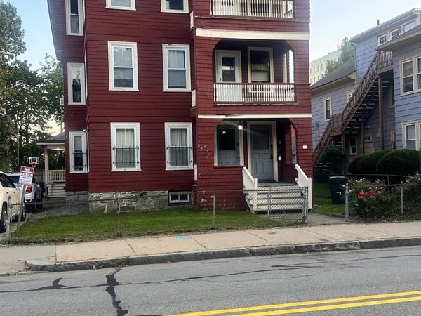 144 Elm St, Unit 3, Worcester, MA 01609