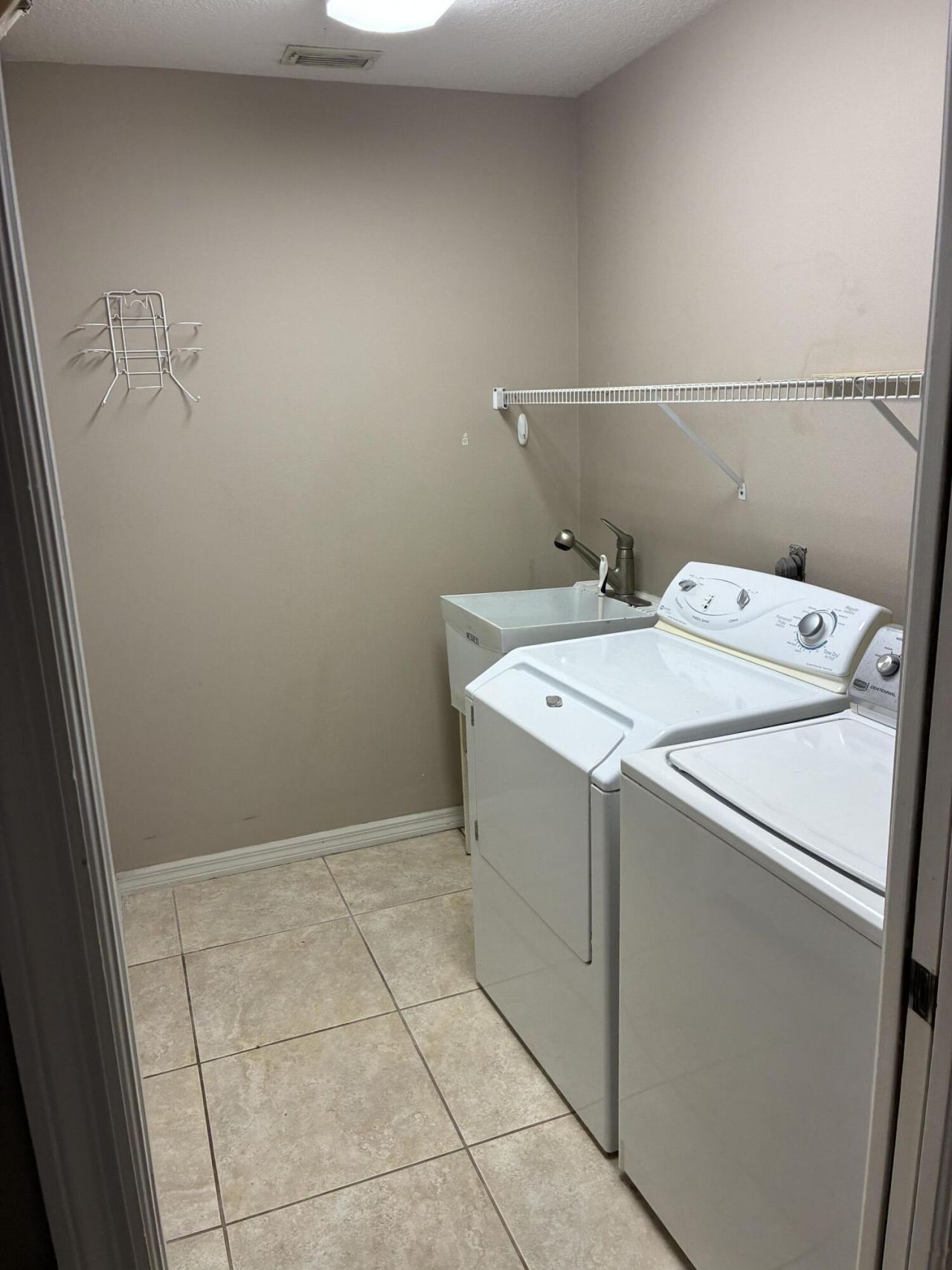 1901 SW Monterrey Lane, Port Saint Lucie, FL 34953 Photo