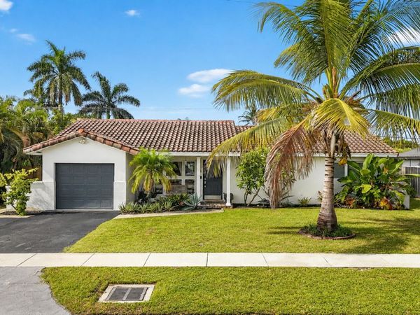 438 SW 9TH Avenue, Boca Raton, FL 33486