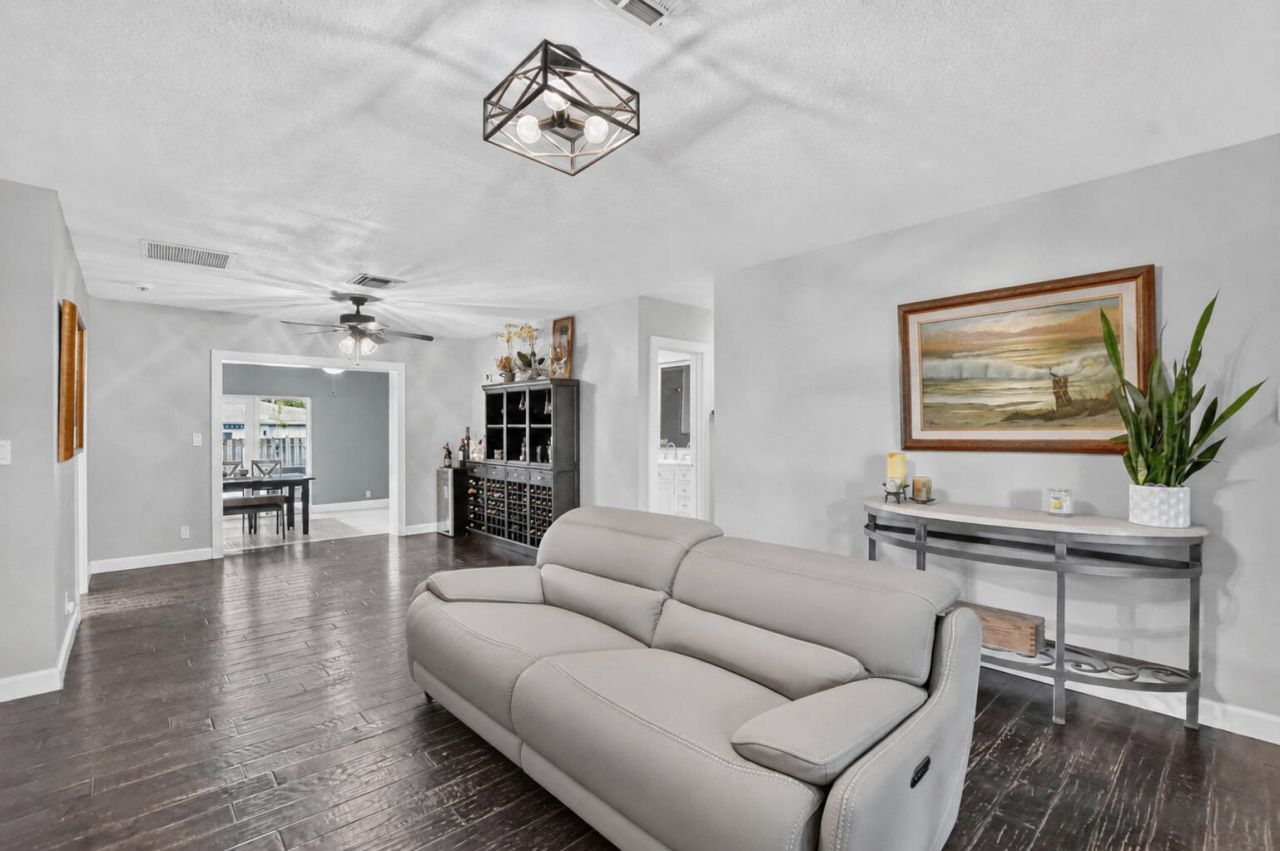438 SW 9th Avenue, Boca Raton, FL 33486 Photo