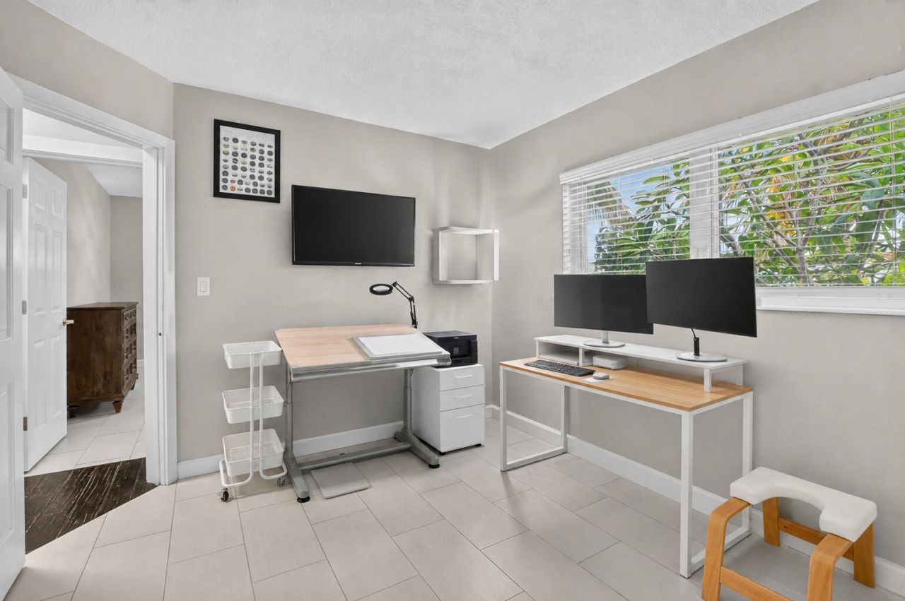 438 SW 9th Avenue, Boca Raton, FL 33486 Photo