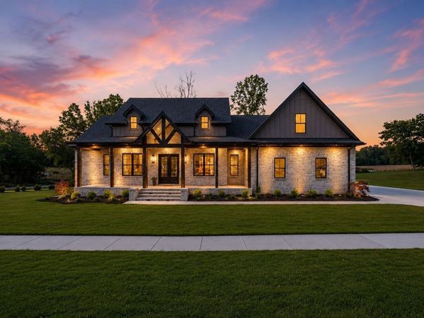 2108 Country Club Dr , Tullahoma, TN 37388