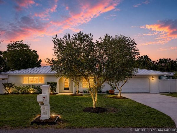 718 SW 27th Place , Boynton Beach, FL 33435