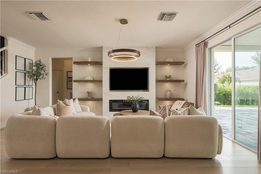 2109 Clementine St, Naples, FL 34120 Photo