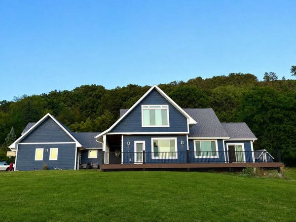 720 Trisdahl Court, Rushford, MN 55971