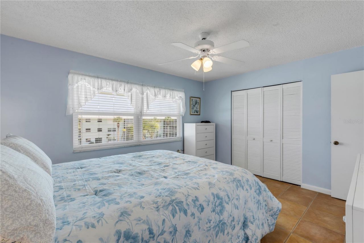 325 N Causeway, Unit D304, New Smyrna Beach, FL 32169 Photo