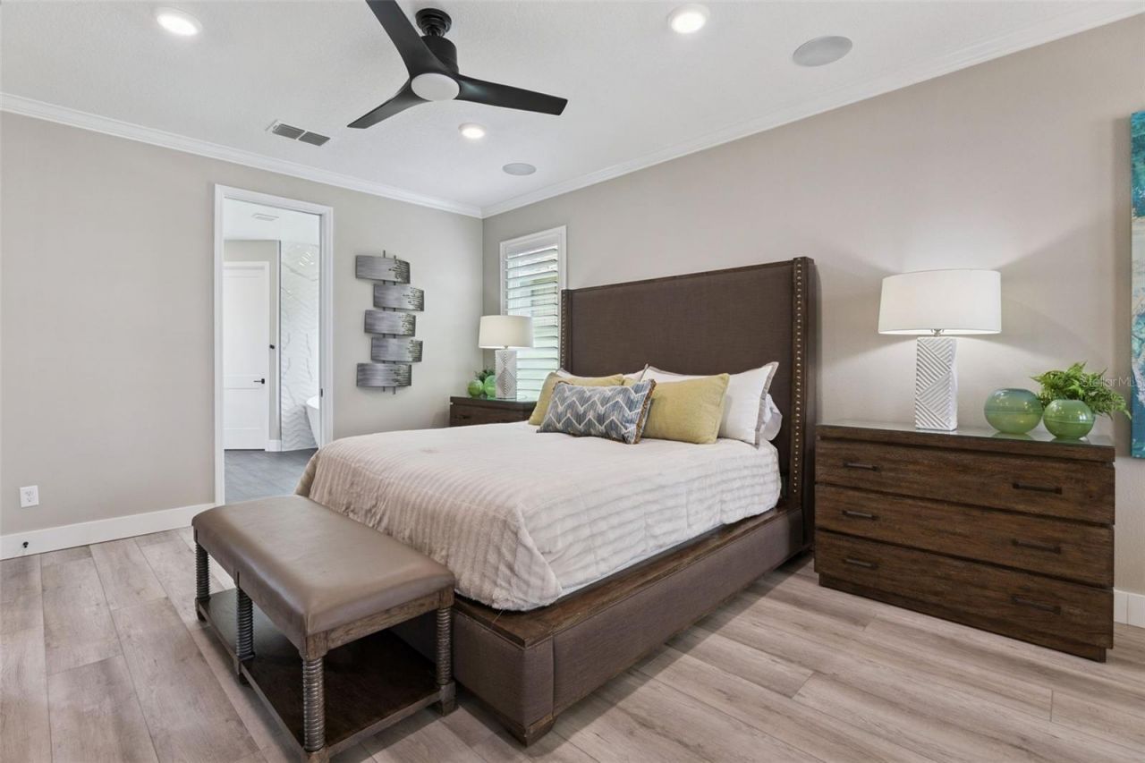 433 Blue Cypress Drive, Groveland, FL 34736 Photo
